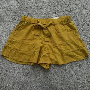 Women's Shorts Juniors Tiered Ruffled Tie-Front Shorts- Size Medium